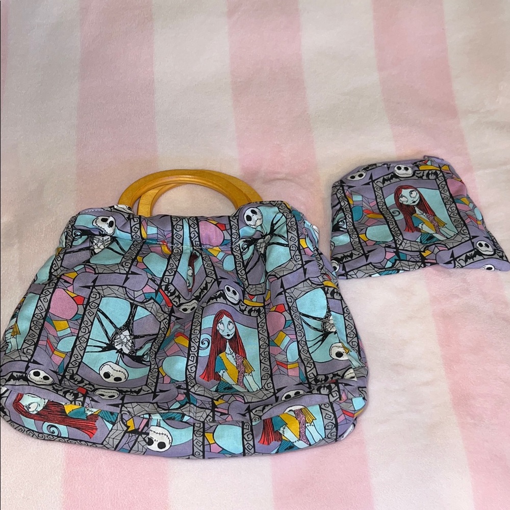 Stylish Handmade Jack and Sally Women's Bag with Wooden Handles
